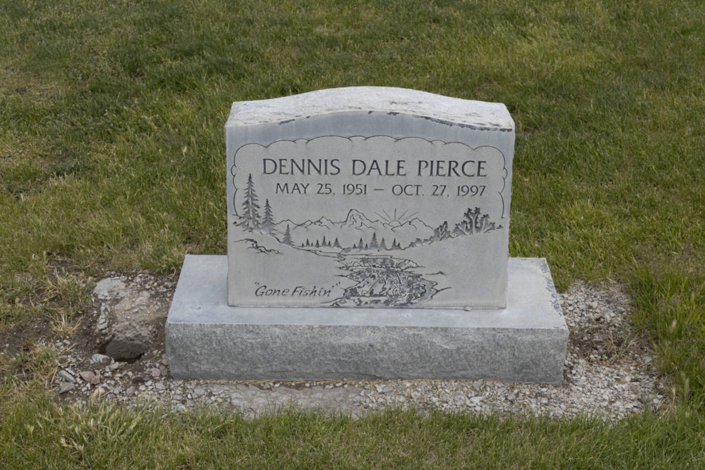 Dennis Dale Pierce Headstone