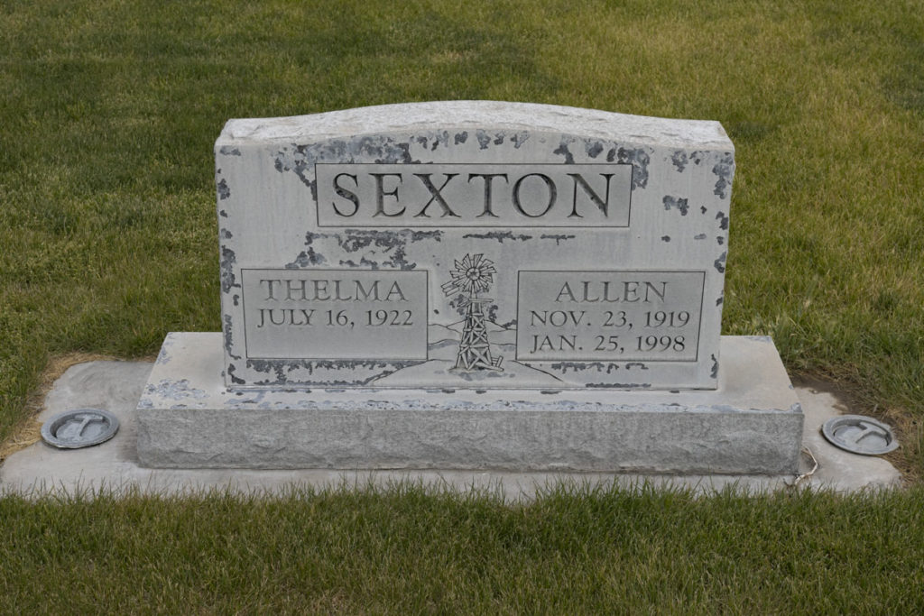 Allen & Thelma Sexton Headstone